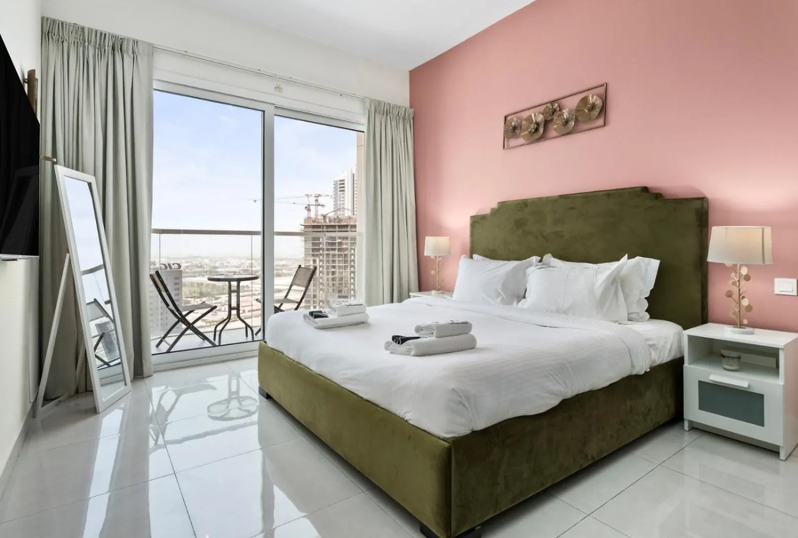 Sleek 1-Bedroom Apartment -Ag Tower, Business Bay Dubai